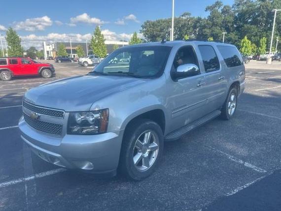 CHEVROLET SUBURBAN 2013 1GNSKKE72DR208796 image