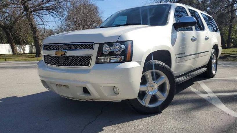 CHEVROLET SUBURBAN 2013 1GNSCKE04DR374494 image