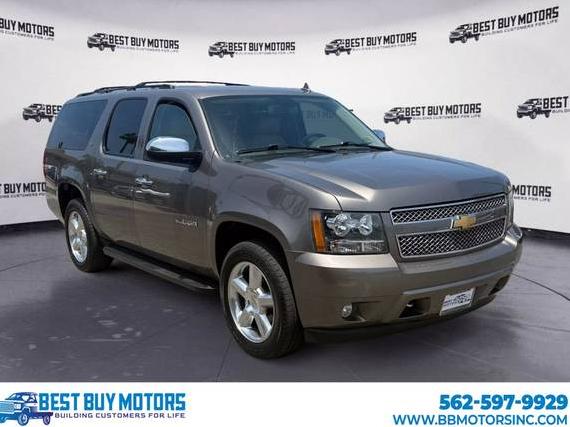 CHEVROLET SUBURBAN 2013 1GNSCJE06DR197019 image