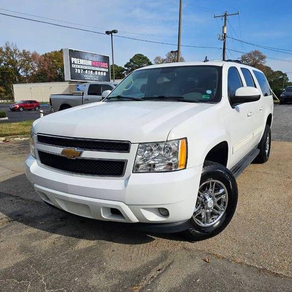 CHEVROLET SUBURBAN 2013 1GNSCJE00DR368010 image CHEVROLET SUBURBAN 2013 1GNSCJE00DR368010 image