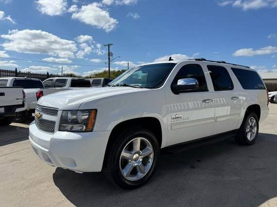 CHEVROLET SUBURBAN 2014 1GNSCHE00ER108894 image CHEVROLET SUBURBAN 2014 1GNSCHE00ER108894 image