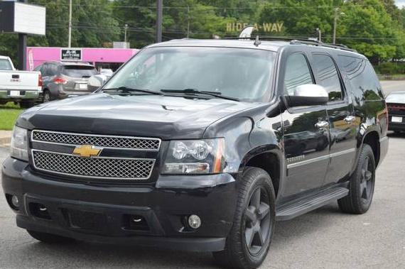 CHEVROLET SUBURBAN 2014 1GNSKKE79ER154446 image
