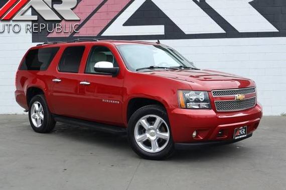 CHEVROLET SUBURBAN 2014 1GNSCHE08ER157356 image