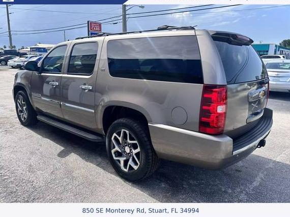 CHEVROLET SUBURBAN 2014 1GNSKKE79ER129952 image