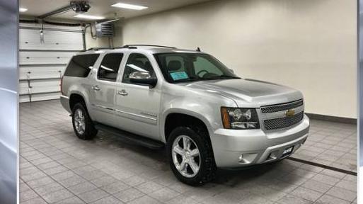 CHEVROLET SUBURBAN 2014 1GNSKKE71ER208807 image