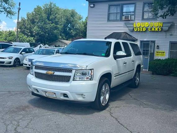 CHEVROLET SUBURBAN 2014 1GNSKKE7XER117485 image