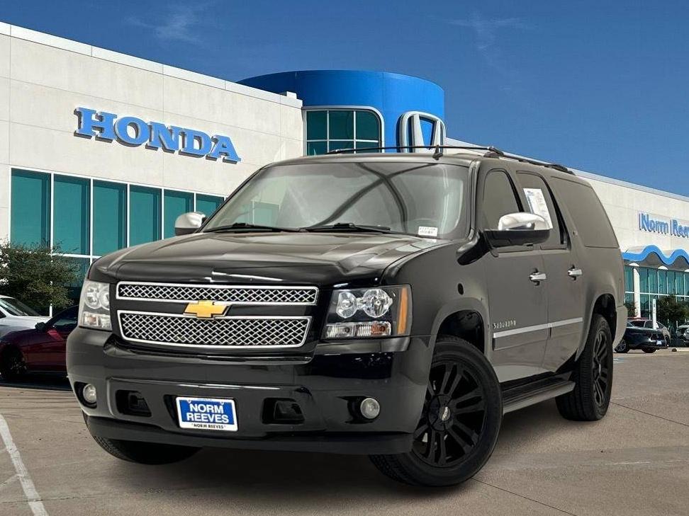 CHEVROLET SUBURBAN 2014 1GNSCKE03ER237094 image