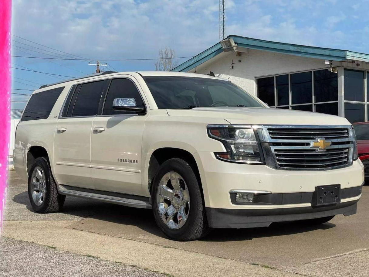 CHEVROLET SUBURBAN 2015 1GNSCKKC7FR114835 image