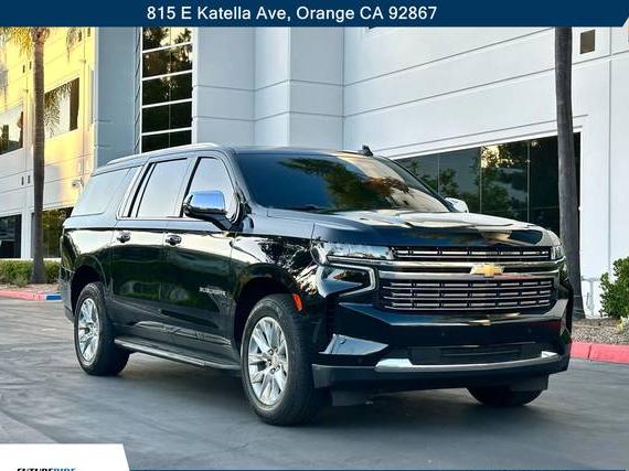 CHEVROLET SUBURBAN 2022 1GNSCFKD3NR118380 image