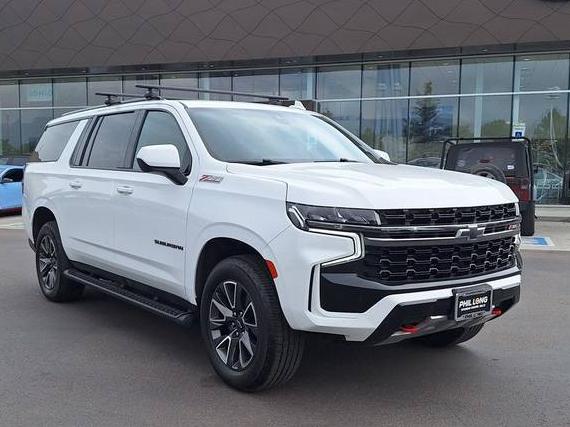CHEVROLET SUBURBAN 2022 1GNSKDKD3NR266116 image