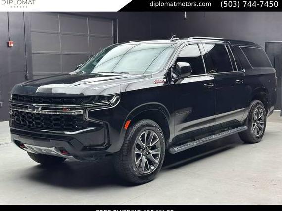 CHEVROLET SUBURBAN 2022 1GNSKDKD3NR127362 image