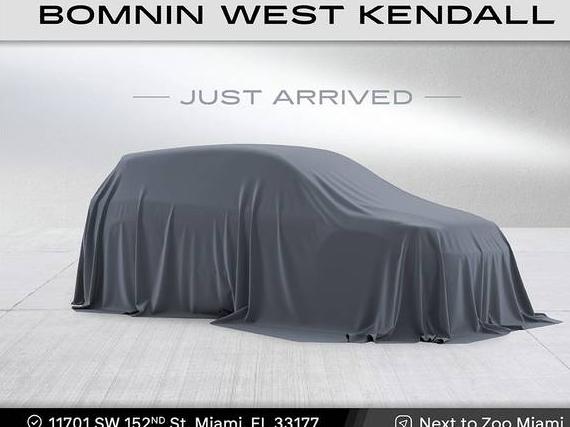 CHEVROLET SUBURBAN 2022 1GNSCCKD4NR329070 image