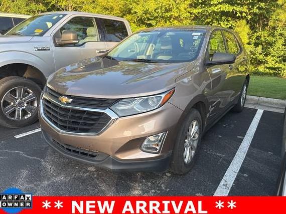CHEVROLET EQUINOX 2019 2GNAXHEV2K6218333 image