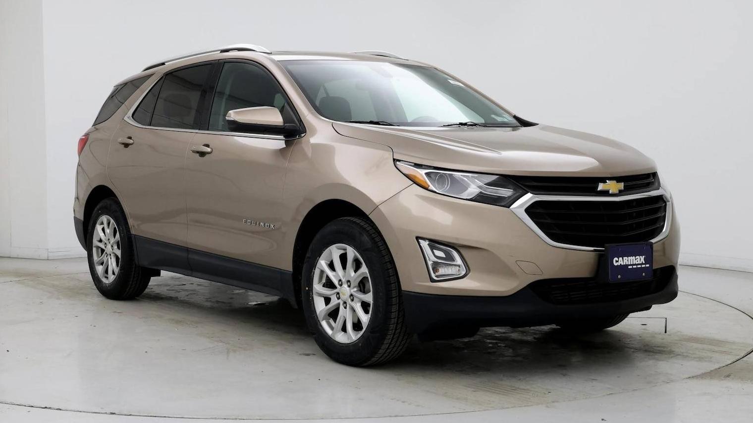 CHEVROLET EQUINOX 2019 2GNAXUEV3K6218415 image