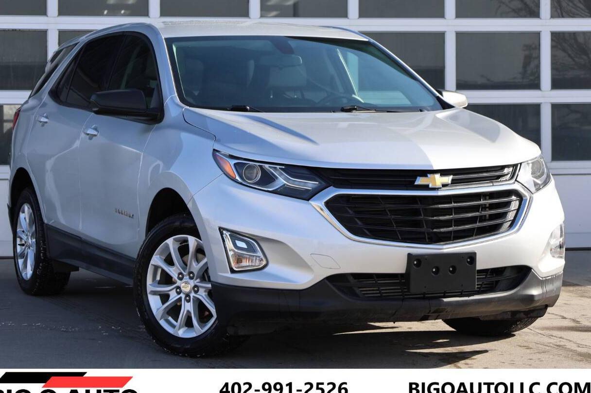 CHEVROLET EQUINOX 2019 3GNAXSEV6KS559300 image