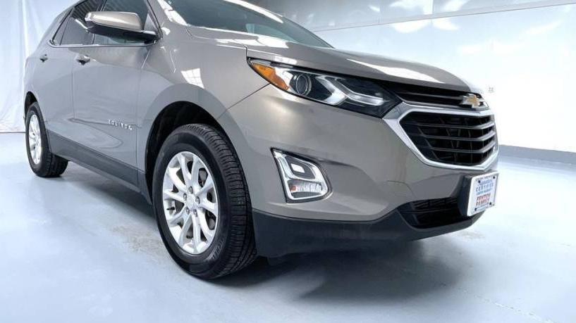 CHEVROLET EQUINOX 2018 3GNAXSEV3JL118944 image