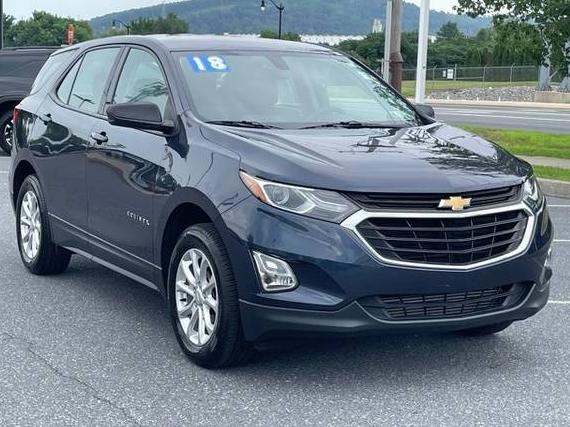 CHEVROLET EQUINOX 2018 3GNAXREV1JS528463 image