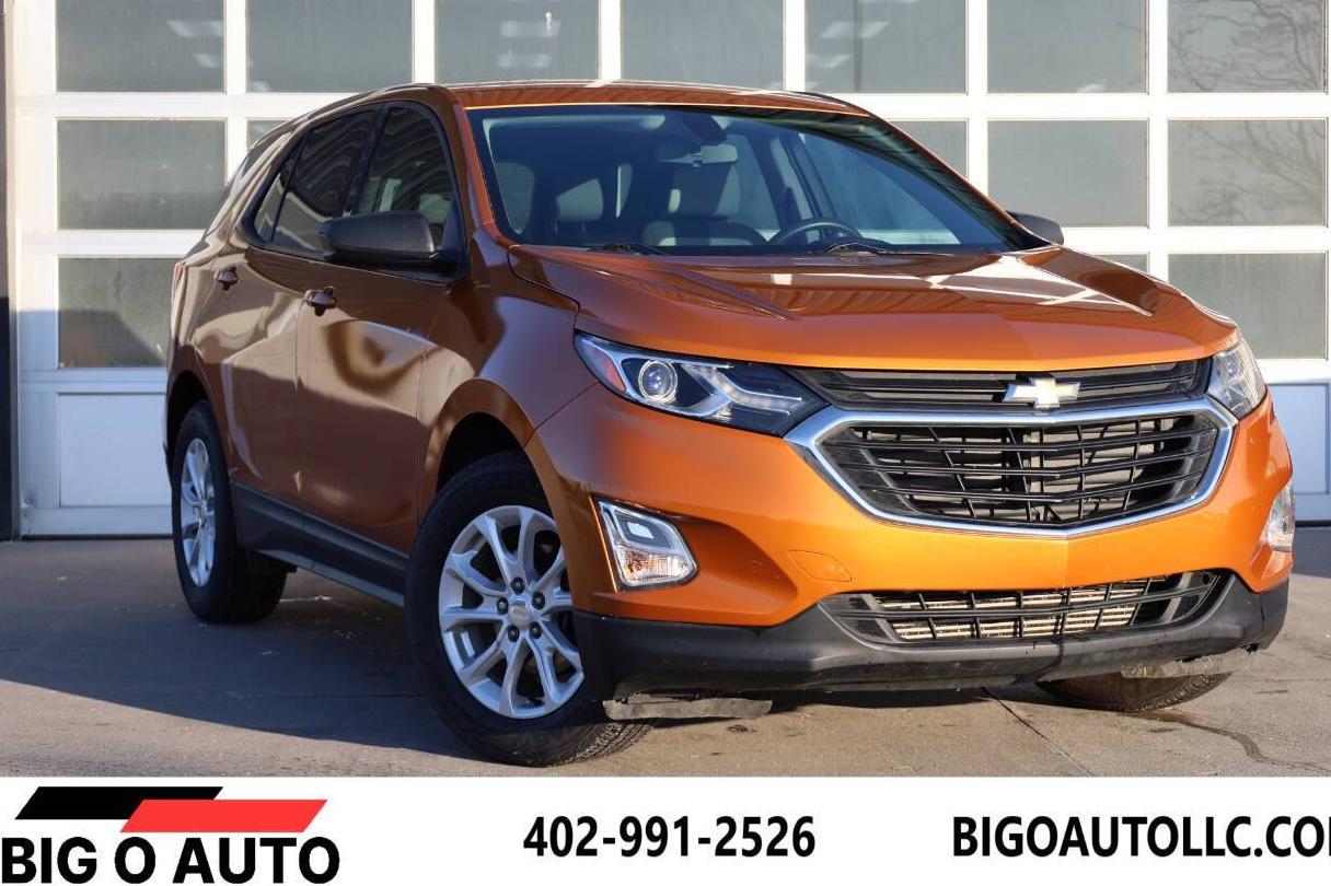 CHEVROLET EQUINOX 2018 2GNAXREV1J6176144 image