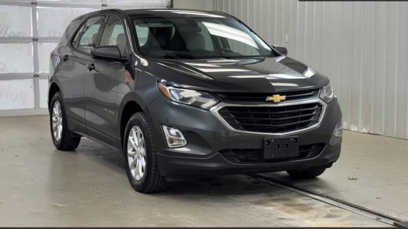 CHEVROLET EQUINOX 2018 2GNAXREV0J6213152 image