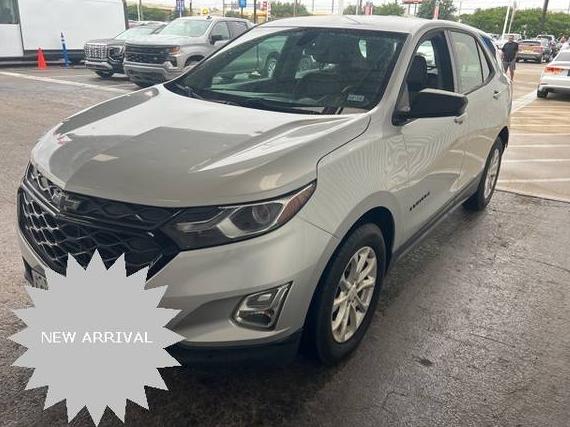 CHEVROLET EQUINOX 2018 2GNAXHEV2J6346179 image