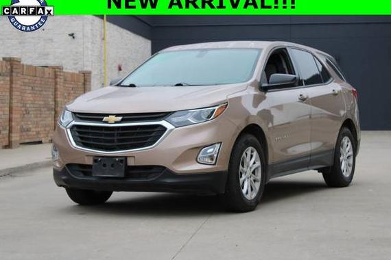 CHEVROLET EQUINOX 2018 2GNAXHEV0J6313584 image