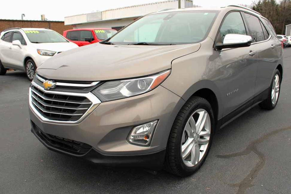 CHEVROLET EQUINOX 2018 3GNAXMEV7JL116724 image