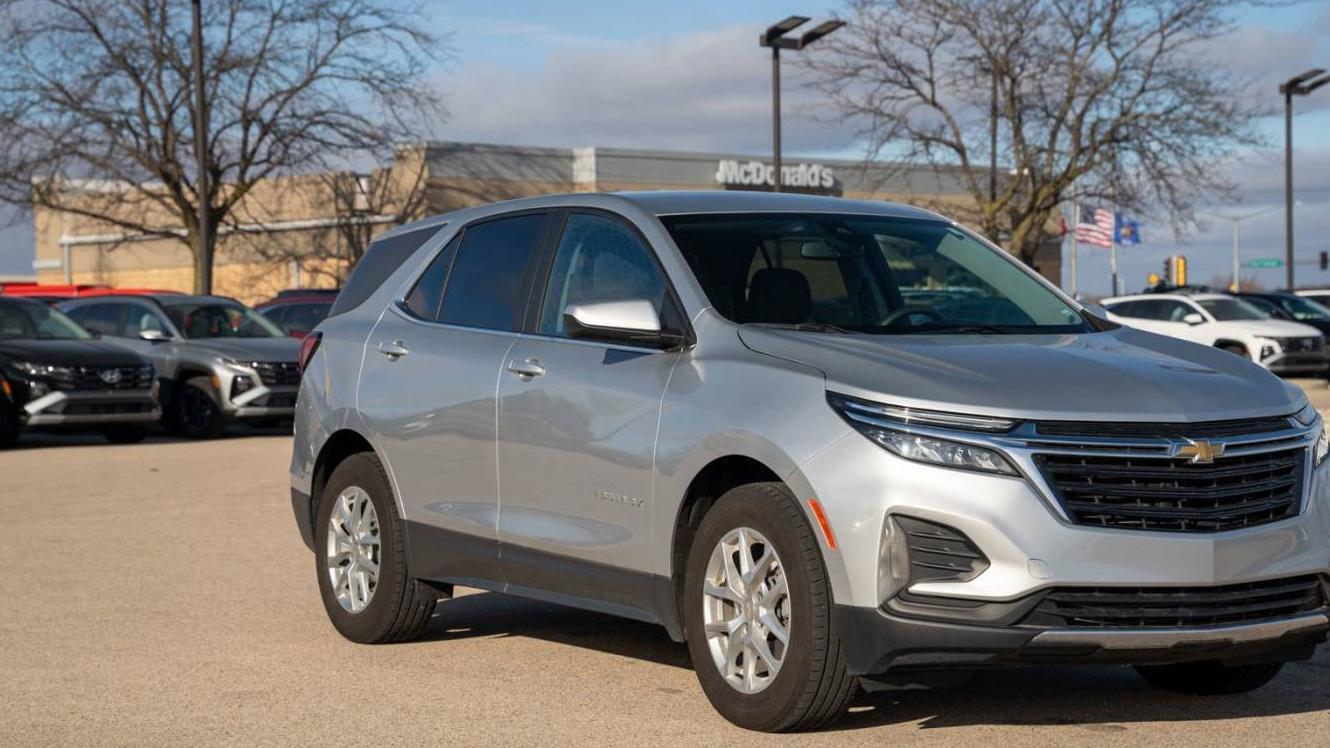 CHEVROLET EQUINOX 2022 3GNAXKEV5NS112865 image