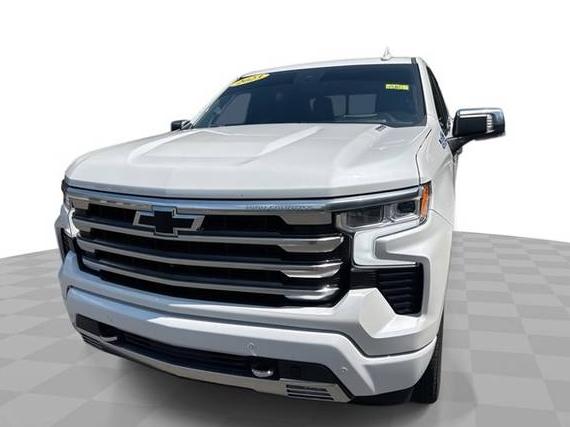 CHEVROLET SILVERADO 2023 1GCUDJE80PZ117545 image