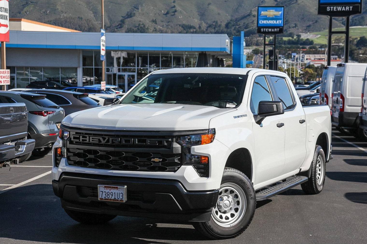 CHEVROLET SILVERADO 2023 1GCPAAEKXPZ215080 image