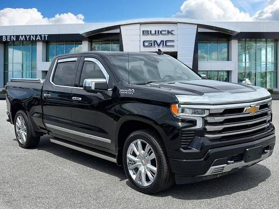 CHEVROLET SILVERADO 2023 1GCUDJE88PZ145061 image