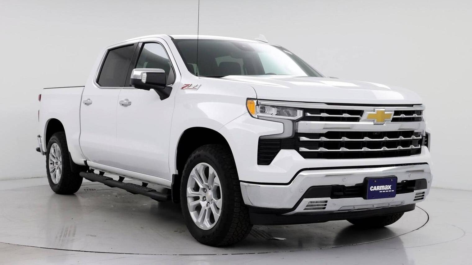 CHEVROLET SILVERADO 2023 1GCUDGED4PZ234402 image