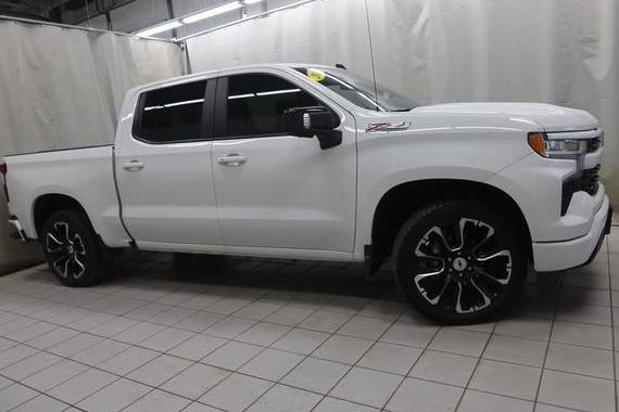 CHEVROLET SILVERADO 2023 1GCUDEEL6PZ198658 image
