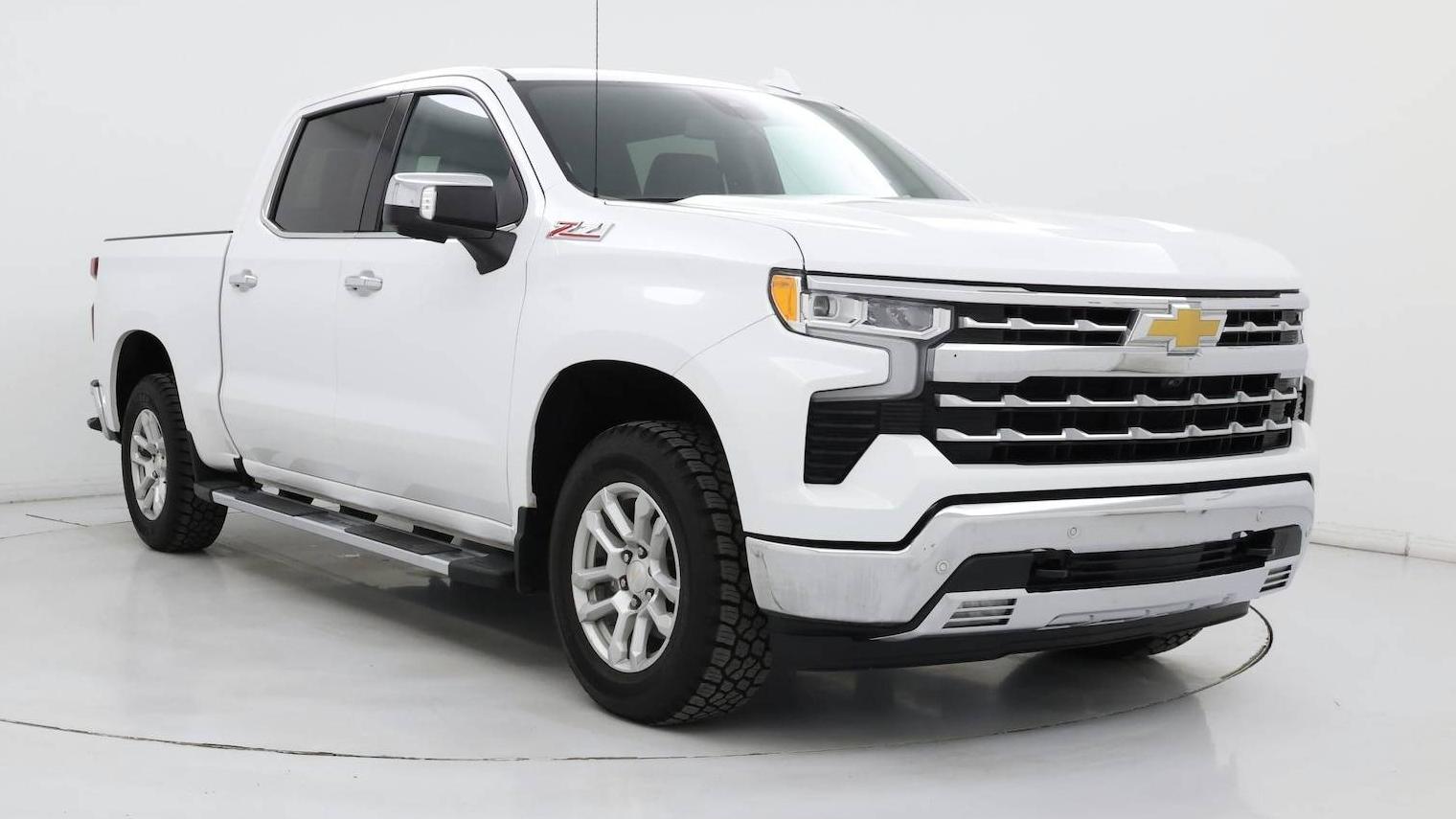 CHEVROLET SILVERADO 2023 2GCUDGED5P1145284 image