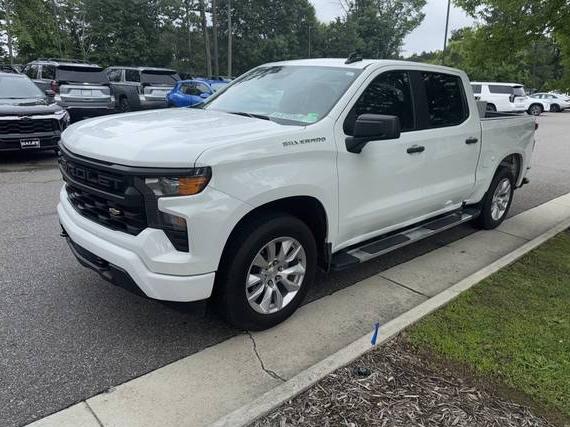 CHEVROLET SILVERADO 2023 1GCPABEK5PZ129665 image