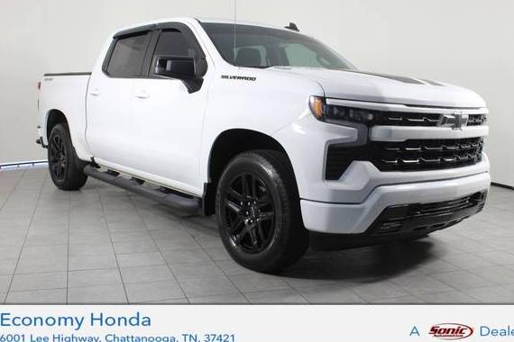 CHEVROLET SILVERADO 2023 1GCUDEE83PZ111651 image