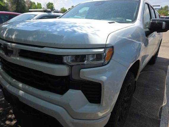 CHEVROLET SILVERADO 2023 1GCUDEE88PZ263800 image