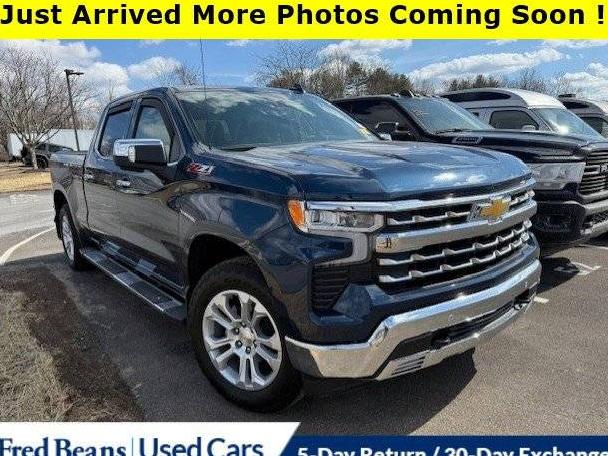 CHEVROLET SILVERADO 2023 1GCUDGED9PZ235416 image