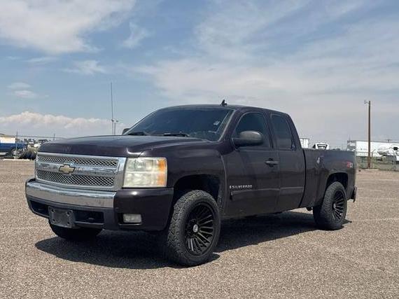CHEVROLET SILVERADO 2008 1GCEK19J58E181127 image