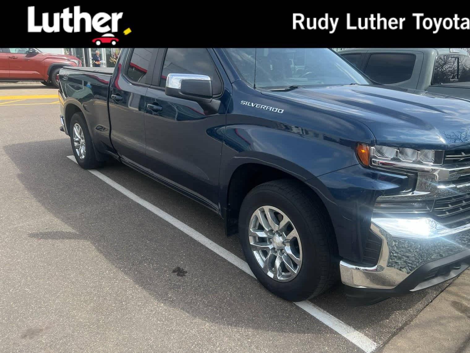 CHEVROLET SILVERADO 2019 1GCRYDEK4KZ301550 image