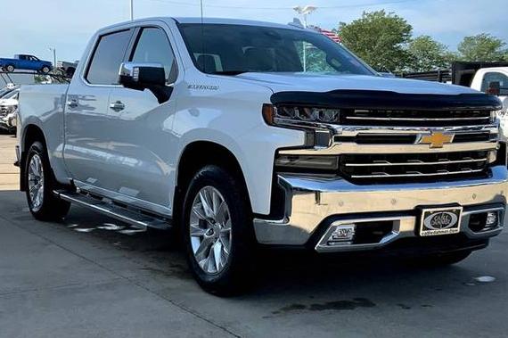 CHEVROLET SILVERADO 2019 1GCUYGED8KZ120450 image