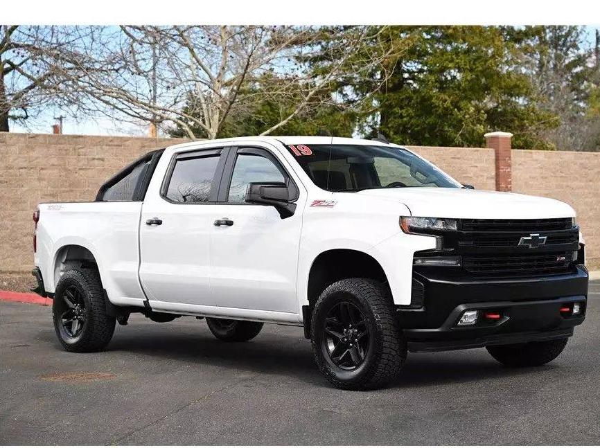 CHEVROLET SILVERADO 2019 3GCPYFEDXKG176980 image