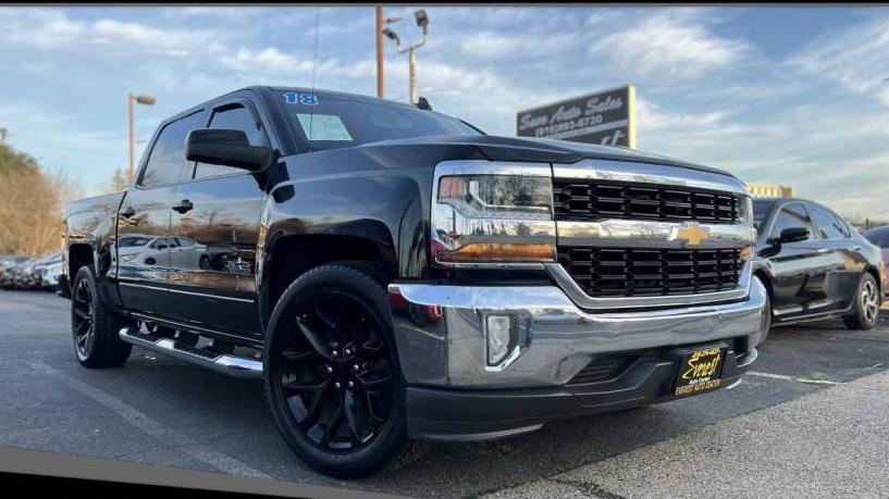 CHEVROLET SILVERADO 2018 3GCPCRECXJG122679 image