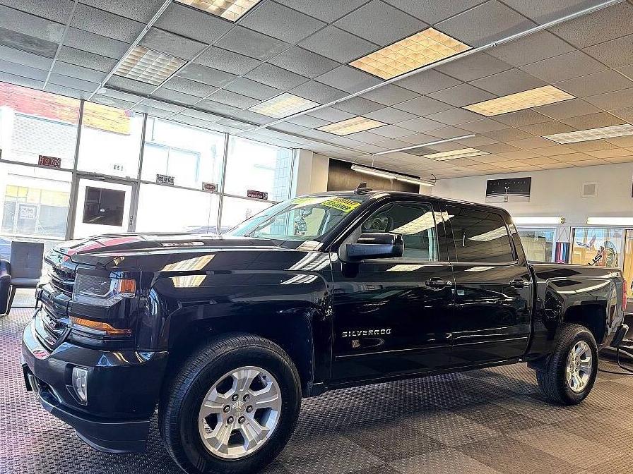 CHEVROLET SILVERADO 2018 3GCUKREC7JG491716 image