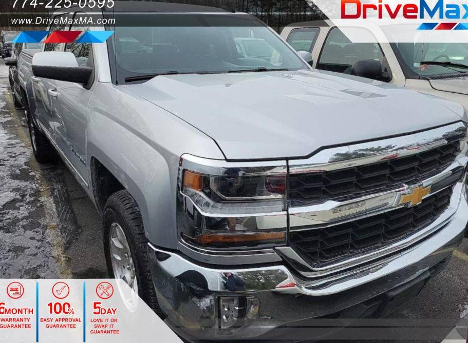 CHEVROLET SILVERADO 2018 3GCUKREC1JG108014 image