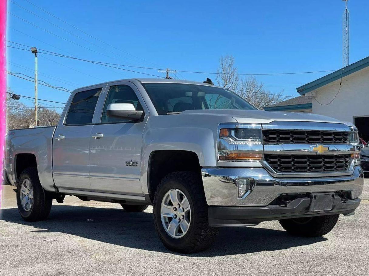 CHEVROLET SILVERADO 2018 3GCUKREC8JG609577 image