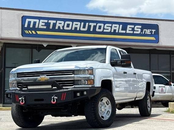 CHEVROLET SILVERADO 2018 1GC1KUEG1JF231029 image