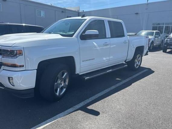 CHEVROLET SILVERADO 2018 3GCUKREC5JG645730 image