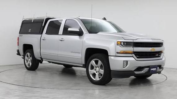 CHEVROLET SILVERADO 2018 3GCUKREC0JG167121 image