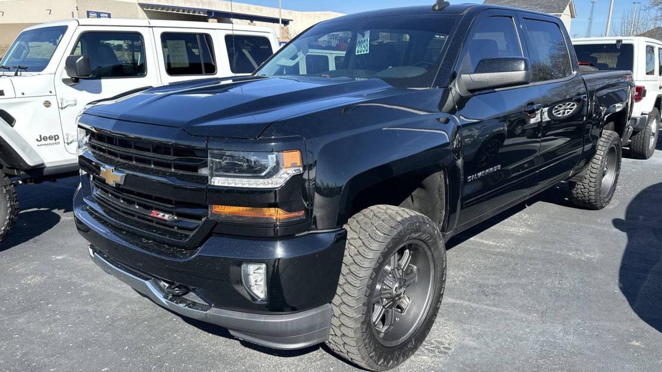 CHEVROLET SILVERADO 2018 3GCUKRECXJG196917 image