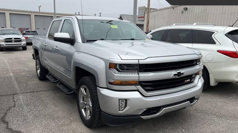 CHEVROLET SILVERADO 2018 3GCUKREC2JG219039 image